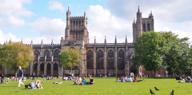英国大学